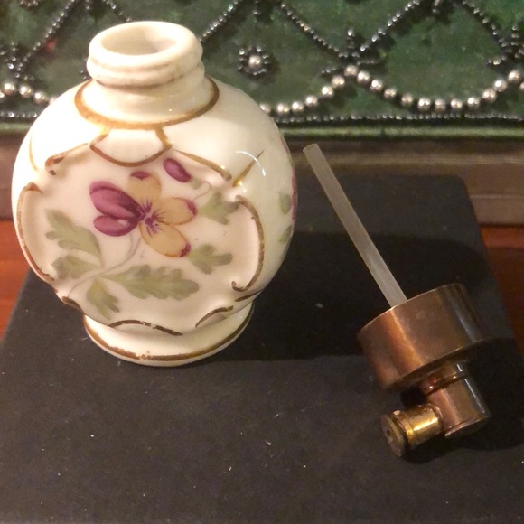 3 OLD PERFUME Bottles - Picture 7 of 7